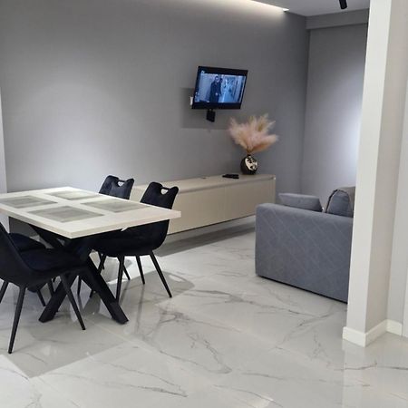 Airport-Hotel 60 Κισινάου Εξωτερικό φωτογραφία